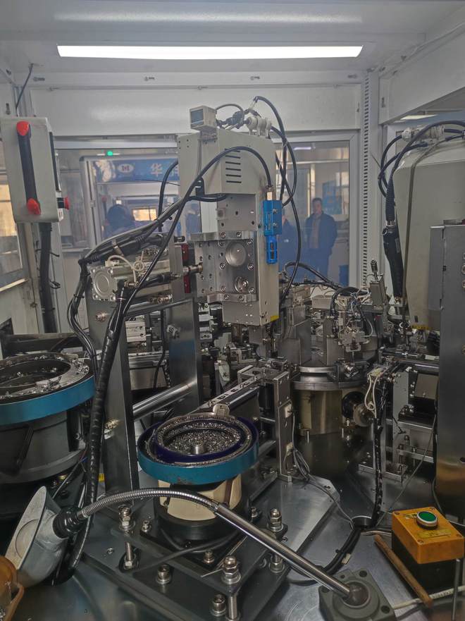 華洋啟動(dòng)“5G+數(shù)字化車間”項(xiàng)目，以工業(yè)自動(dòng)化軟件打造縫配智造新標(biāo)桿